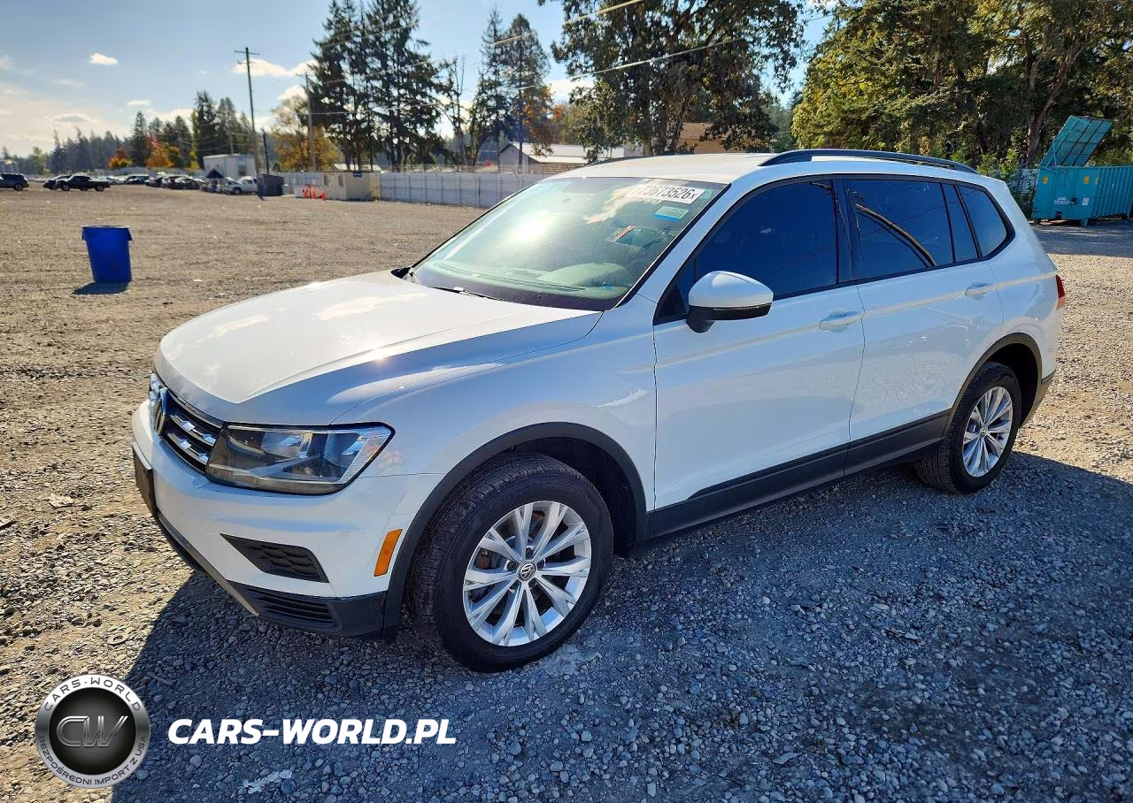 2018 Volkswagen Tiguan S VIN:3VV0B7AX9JM158710 - 1