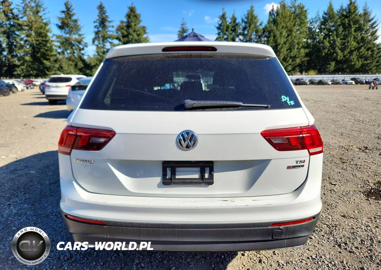 2018 Volkswagen Tiguan S VIN:3VV0B7AX9JM158710 - 6