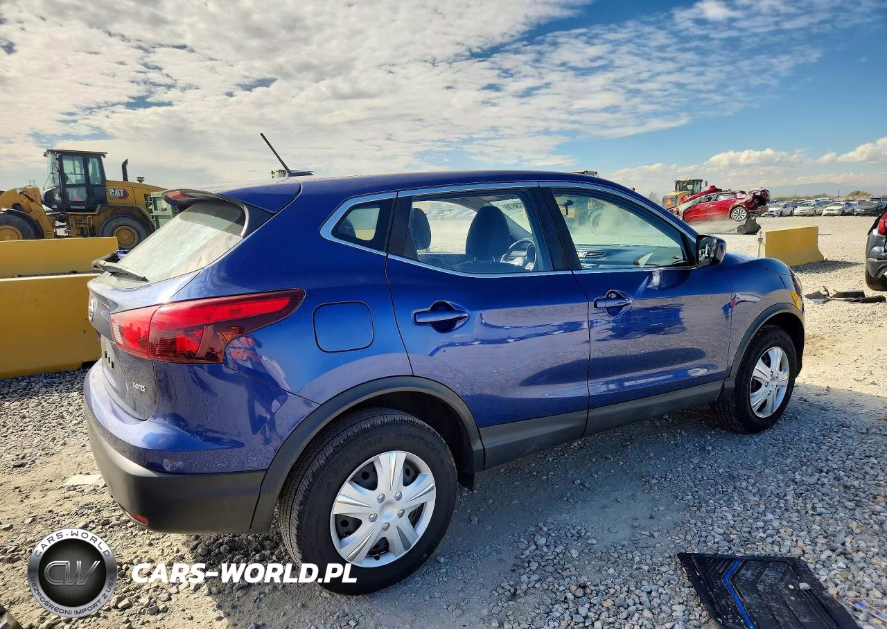 2019 Nissan Rogue Sport S VIN:JN1BJ1CRXKW343603 - 3