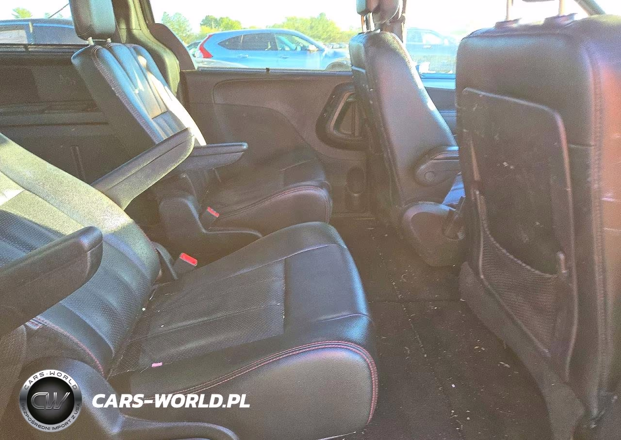 2014 Dodge Grand Caravan R-T VIN:2C4RDGEG4ER417421 - 11