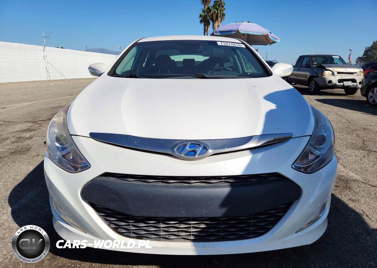 2012 Hyundai Sonata Hybrid VIN:KMHEC4A48CA057000 - 5