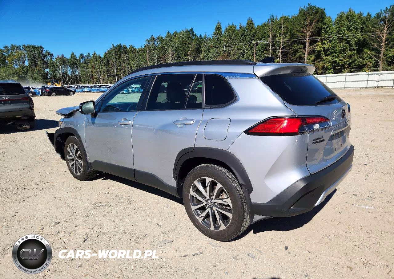 2025 Toyota Corolla Cross Xle VIN:7MUDAABG9SV136695 - 2