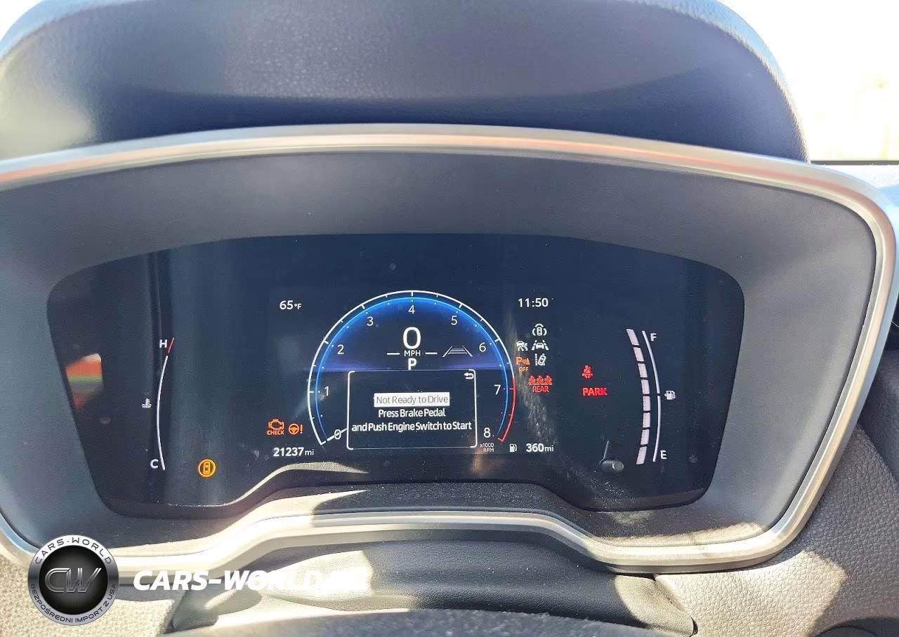 2025 Toyota Corolla Cross Xle VIN:7MUDAABG9SV136695 - 9