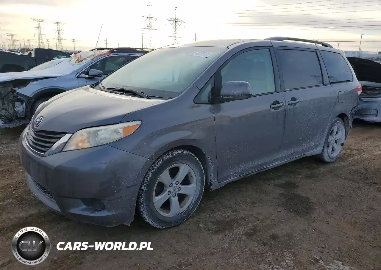 2011 Toyota Sienna Le