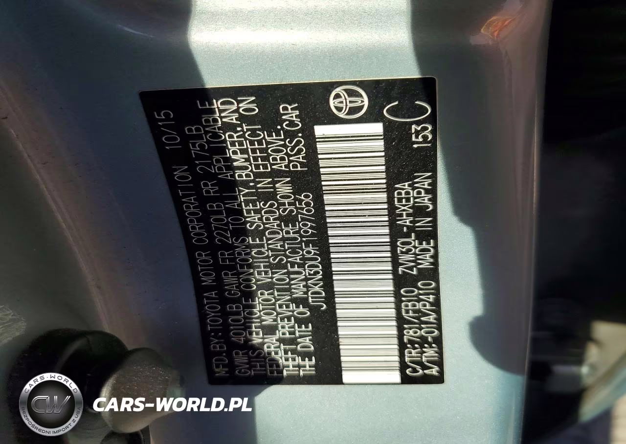 2015 Toyota Prius Two VIN:JTDKN3DU9F1997656 - 12