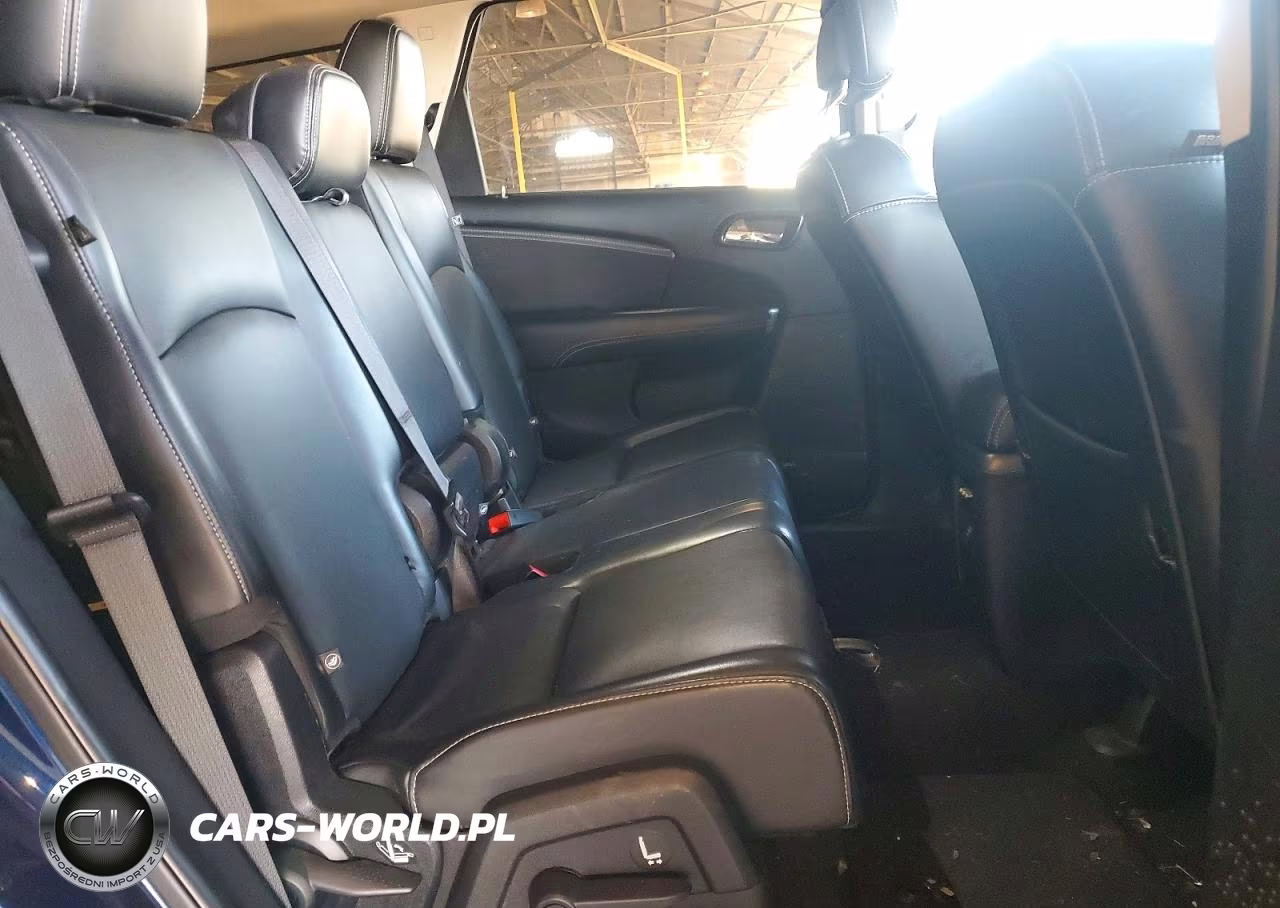 2018 Dodge Journey Crossroad VIN:3C4PDCGG1JT515469 - 11