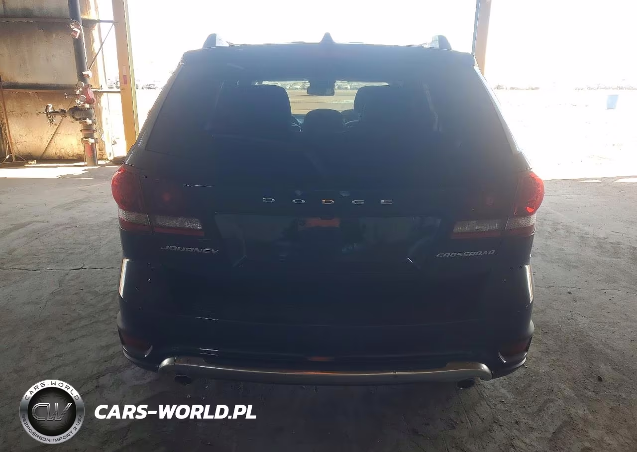 2018 Dodge Journey Crossroad VIN:3C4PDCGG1JT515469 - 6