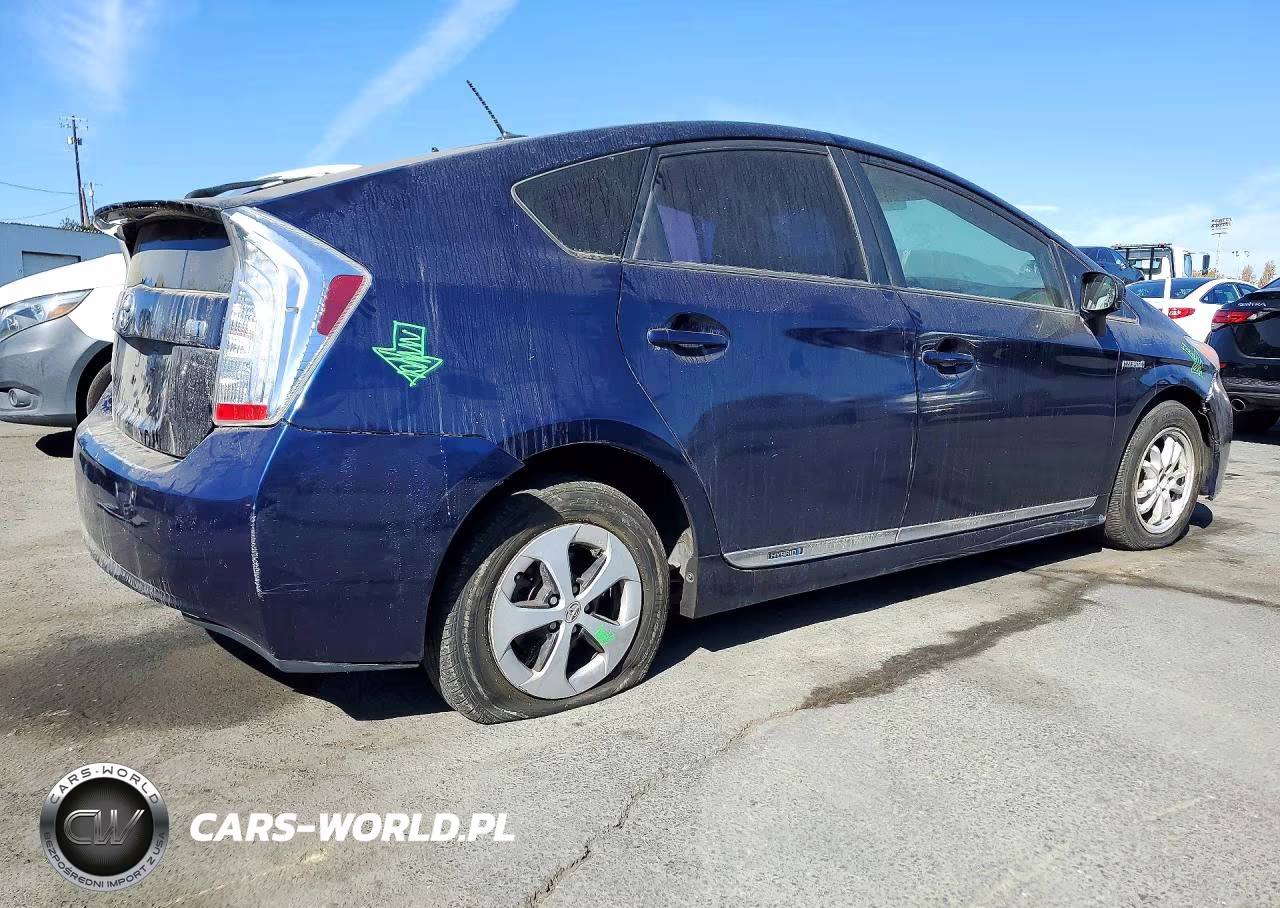 2014 Toyota Prius Three VIN:JTDKN3DU0E0370428 - 3