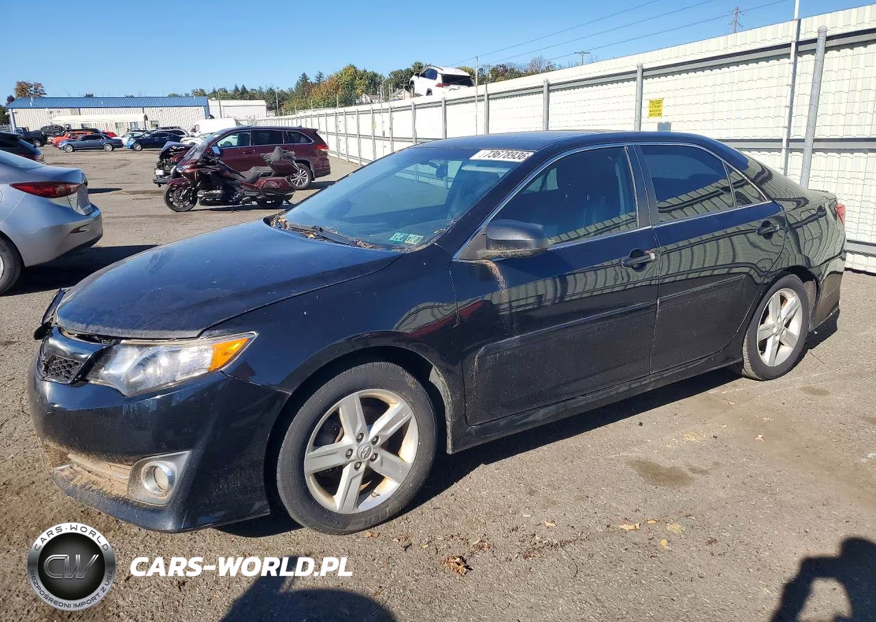 2014 Toyota Camry Se – zdjęcie 1 z 12