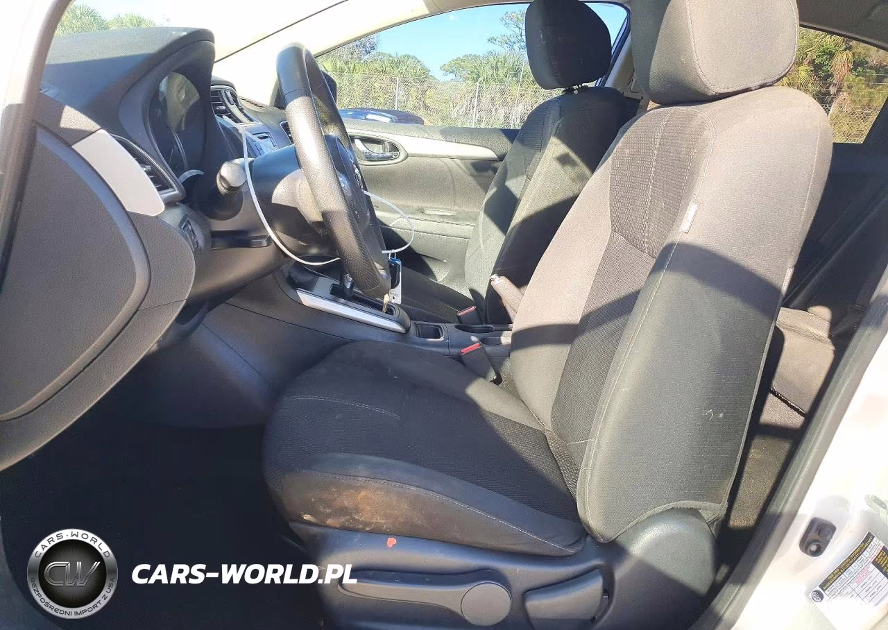 2018 Nissan Sentra S VIN:3N1AB7AP7JY316928 - 7