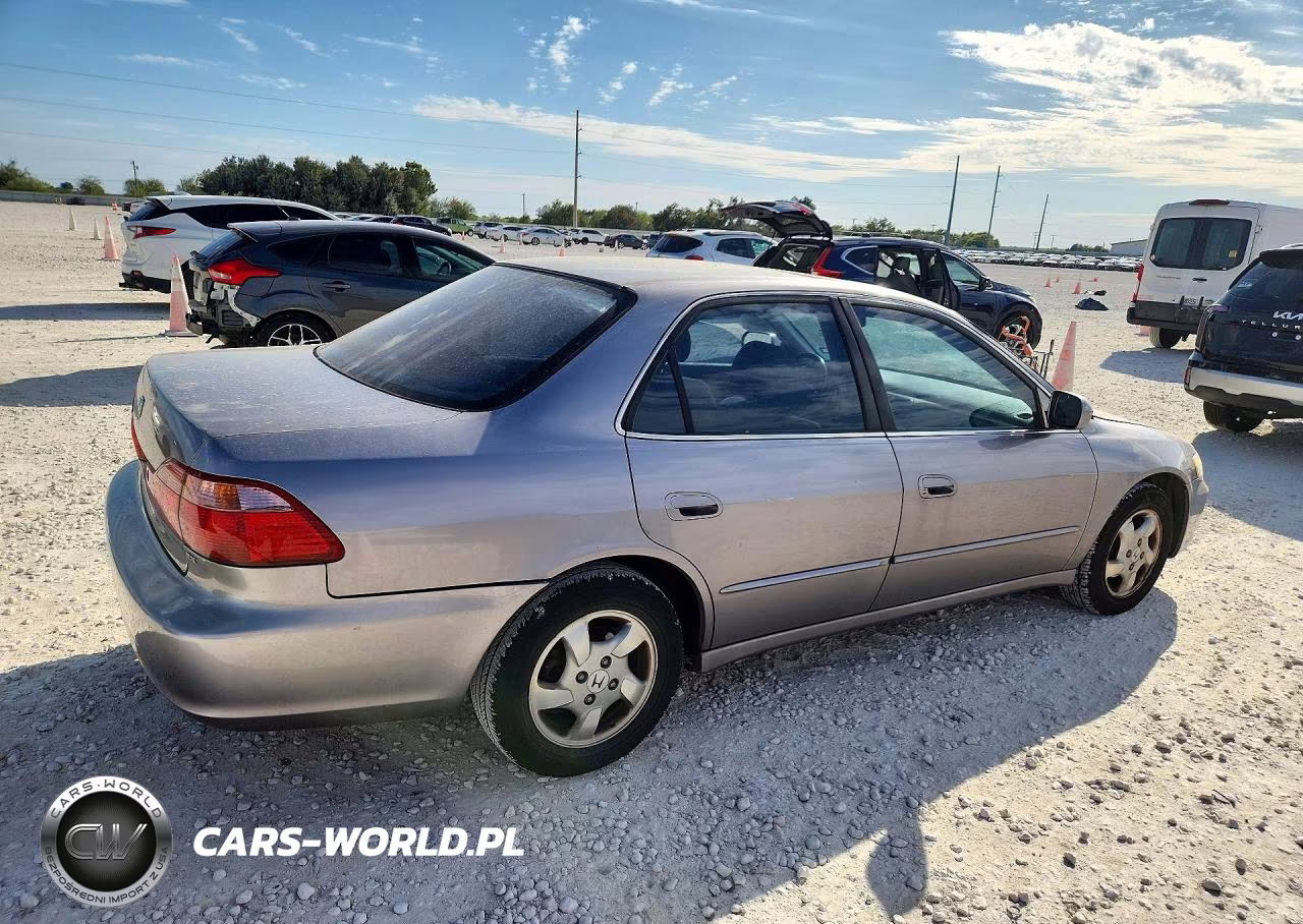 2000 Honda Accord Ex VIN:JHMCG5667YC036357 - 3