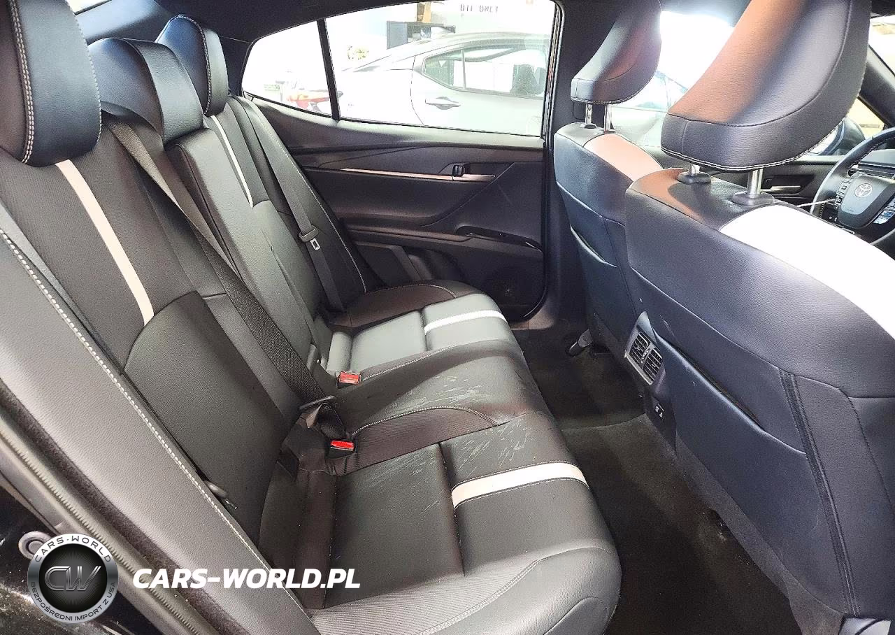 2026 Toyota Camry Se VIN:4T1DAACK3TU254182 - 10