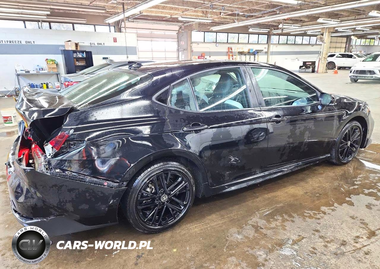 2026 Toyota Camry Se VIN:4T1DAACK3TU254182 - 3