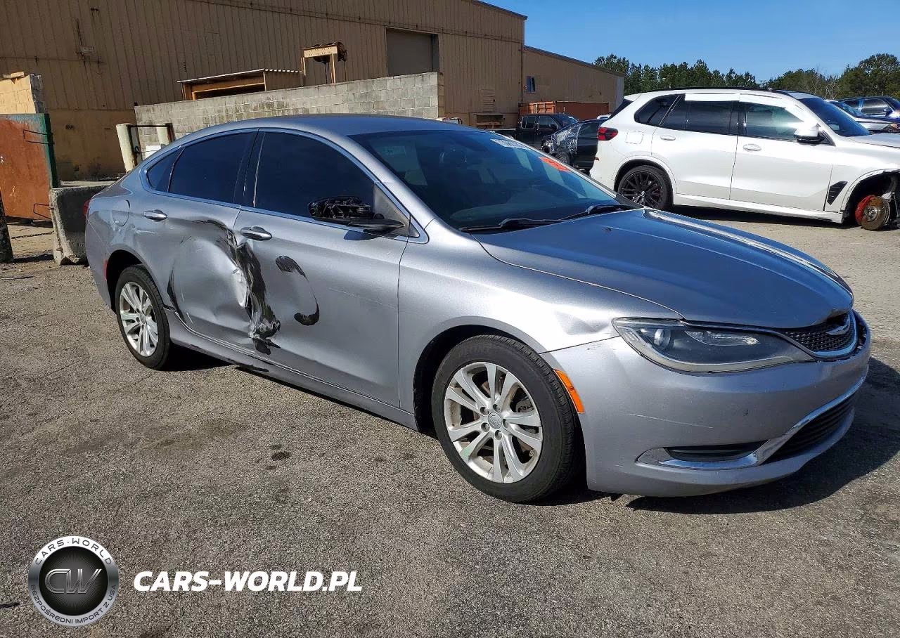 2016 Chrysler 200 Limited VIN:1C3CCCAB5GN124417 - 4
