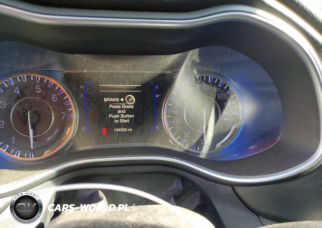 2016 Chrysler 200 Limited VIN:1C3CCCAB5GN124417 - 9