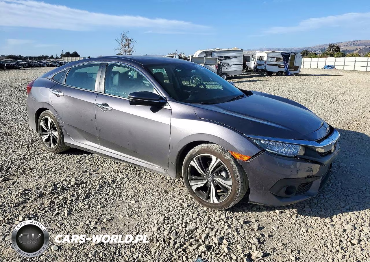2016 Honda Civic Touring VIN:19XFC1F91GE210475 - 4