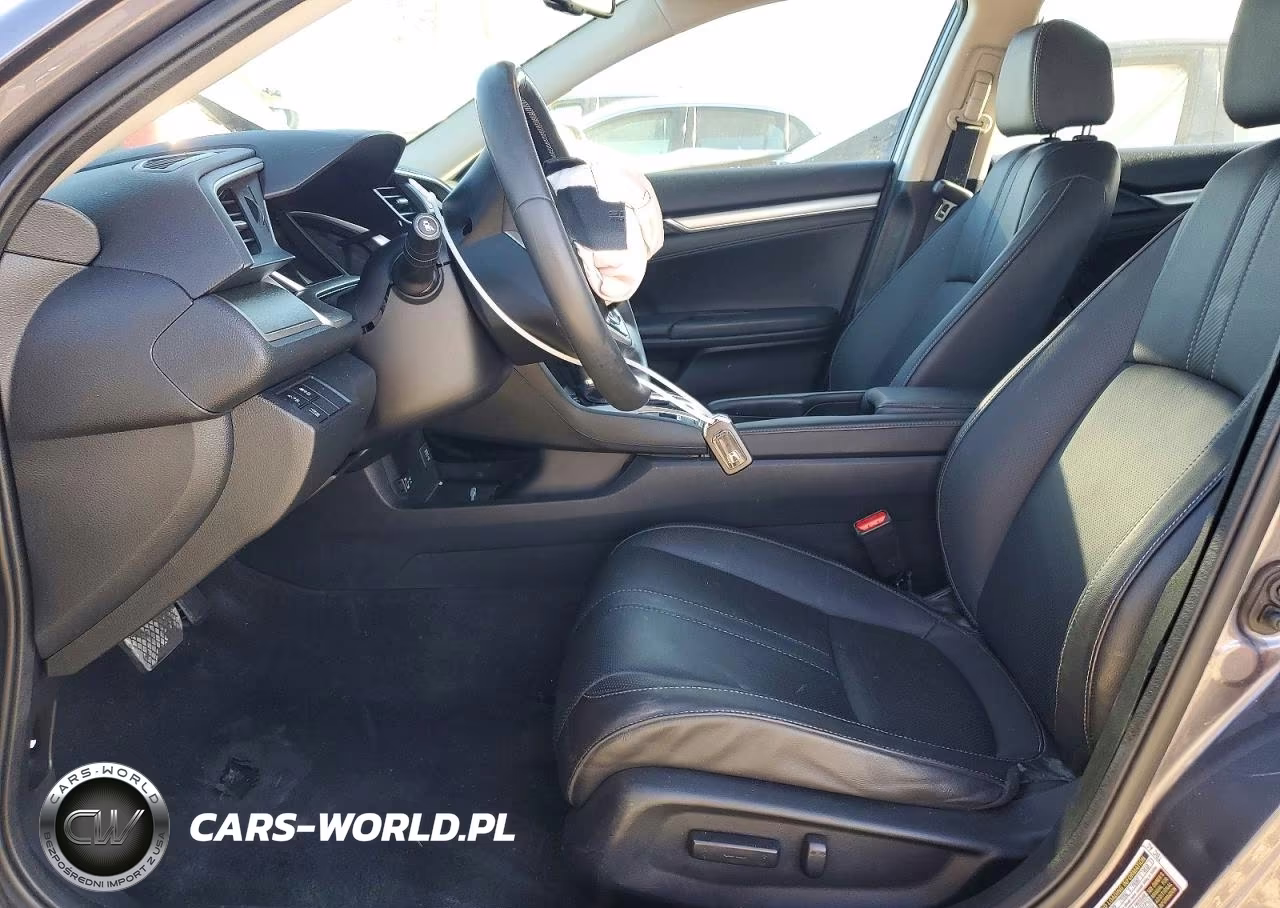 2016 Honda Civic Touring VIN:19XFC1F91GE210475 - 7