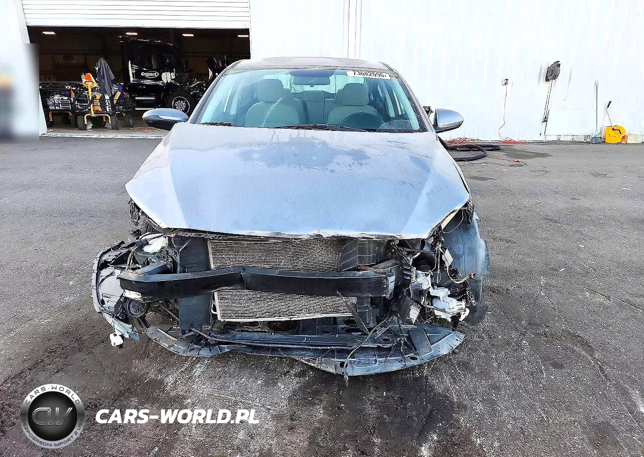 2018 Hyundai Elantra Sel VIN:5NPD84LF0JH358365 - 5