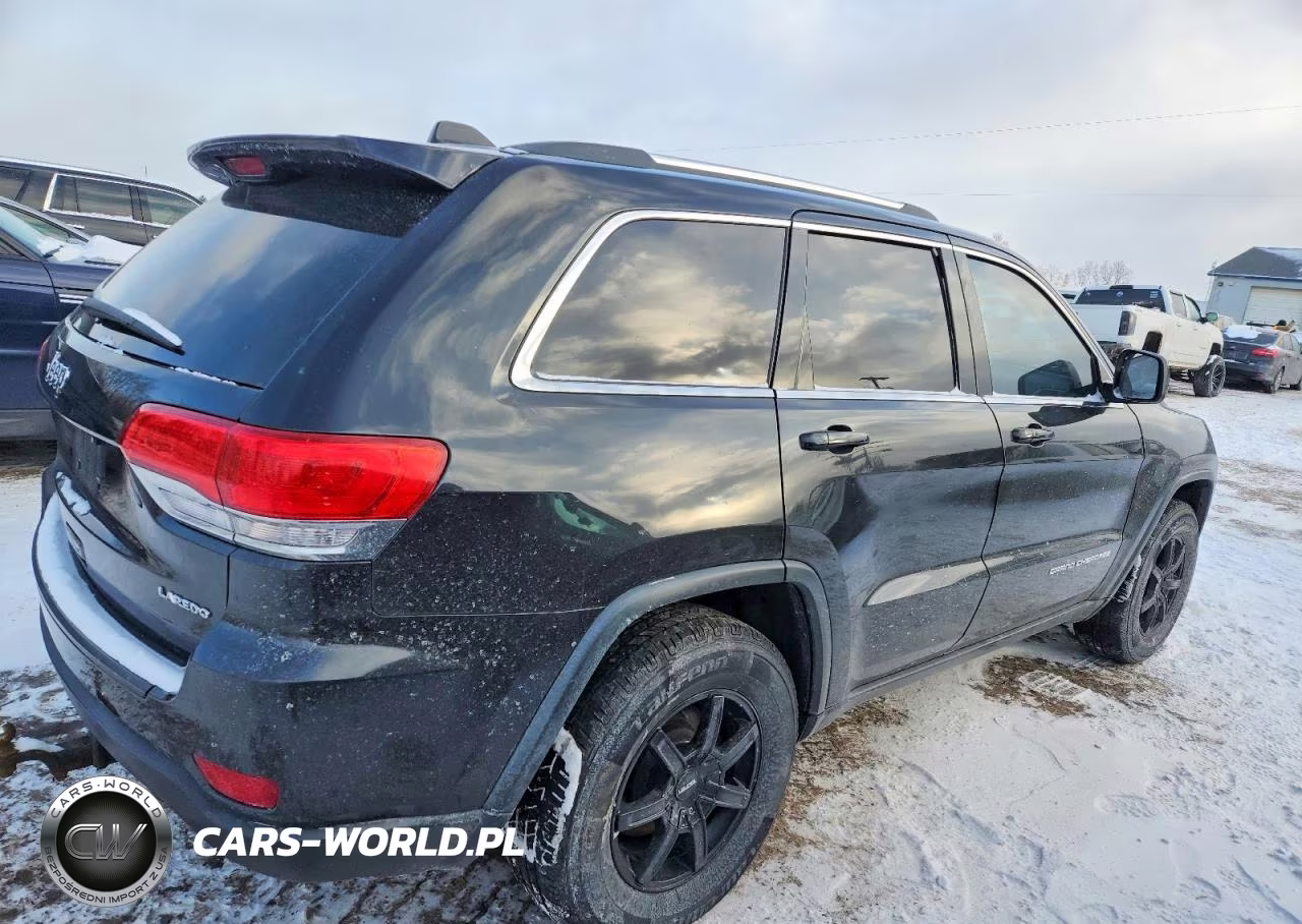 2015 Jeep Grand Cherokee Laredo VIN:1C4RJFAG4FC727037 - 3