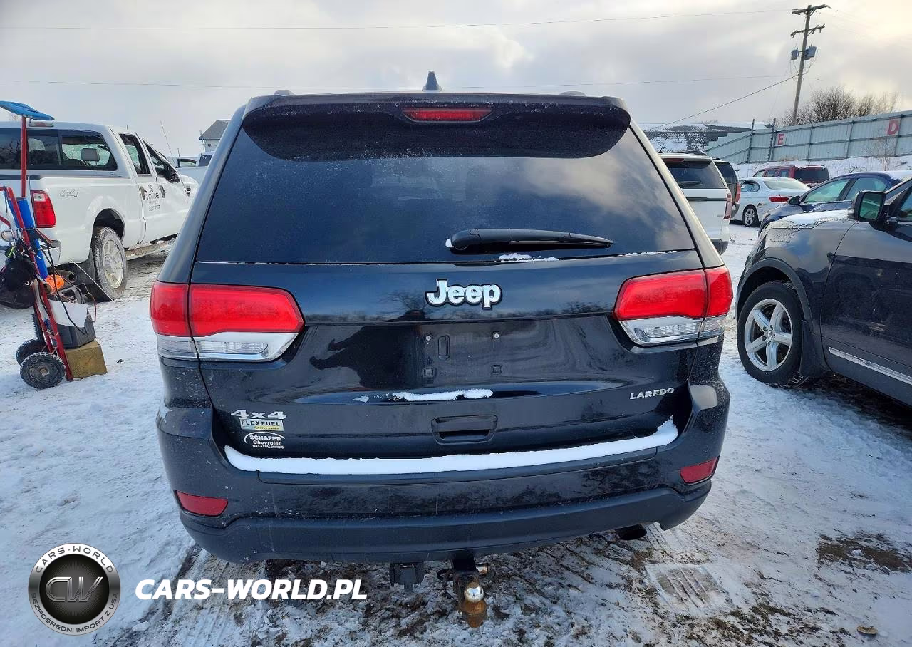 2015 Jeep Grand Cherokee Laredo VIN:1C4RJFAG4FC727037 - 6
