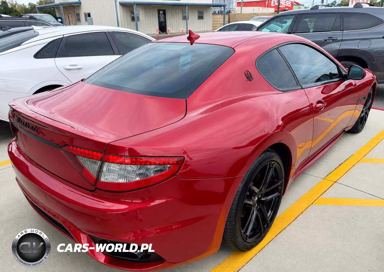 MASERATI GRANTURISM VIN:ZAM45VLA5J0254000 - 4