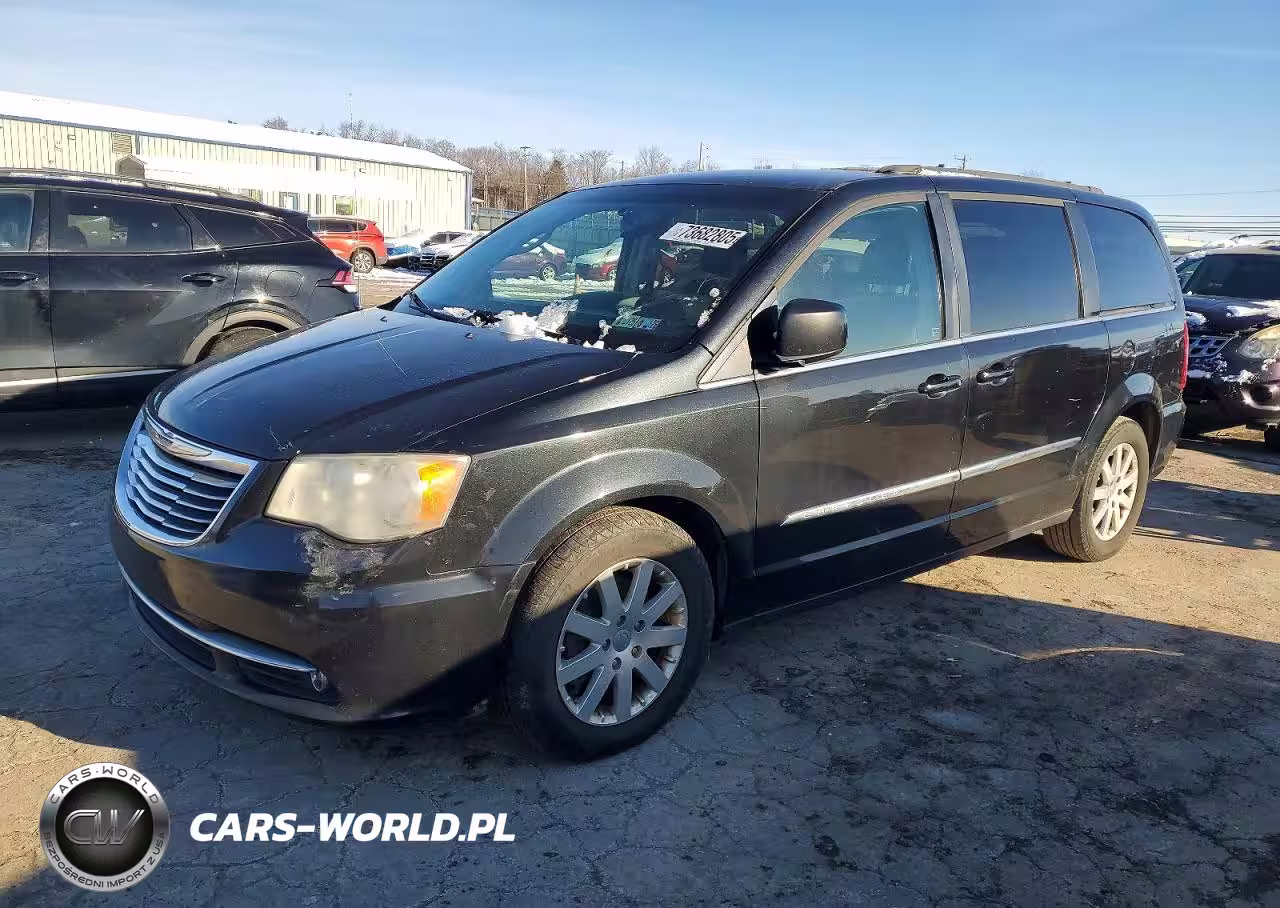 2014 Chrysler Town & Country Touring