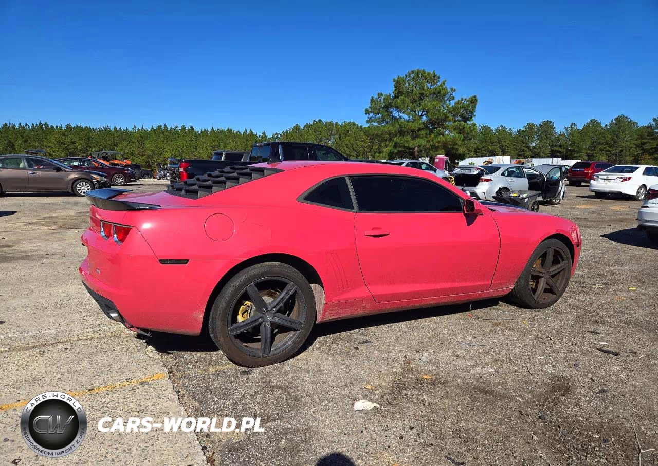 2011 Chevrolet Camaro Ls VIN:2G1FA1ED1B9100585 - 3