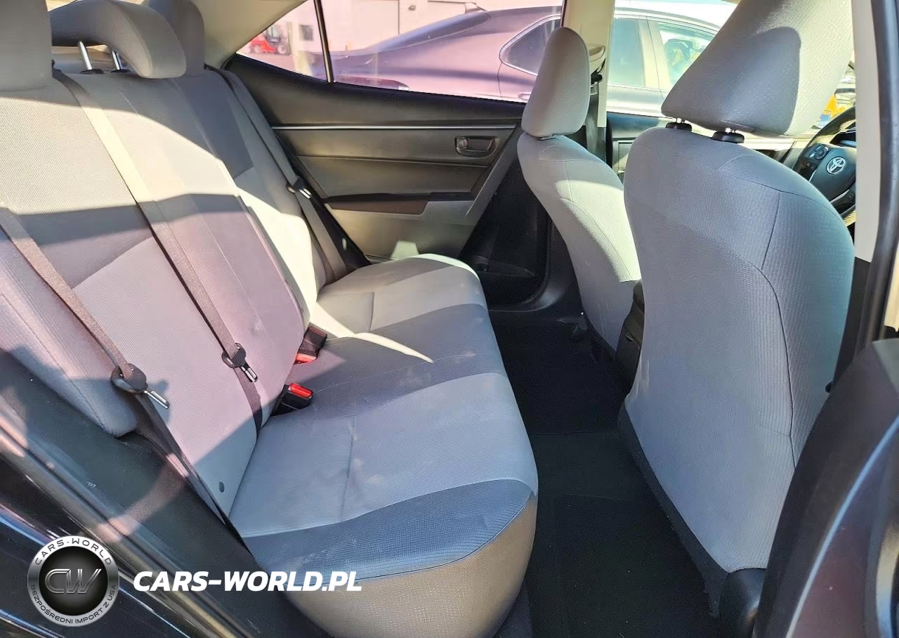 2016 Toyota Corolla L VIN:5YFBURHE2GP523621 - 10