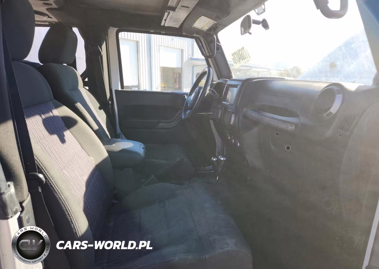 2011 Jeep Wrangler Sport VIN:1J4AA2D13BL541698 - 10