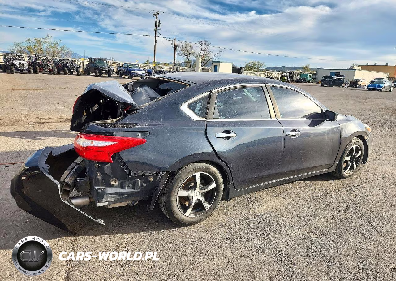 2016 Nissan Altima 2.5 VIN:1N4AL3AP4GC271294 - 3