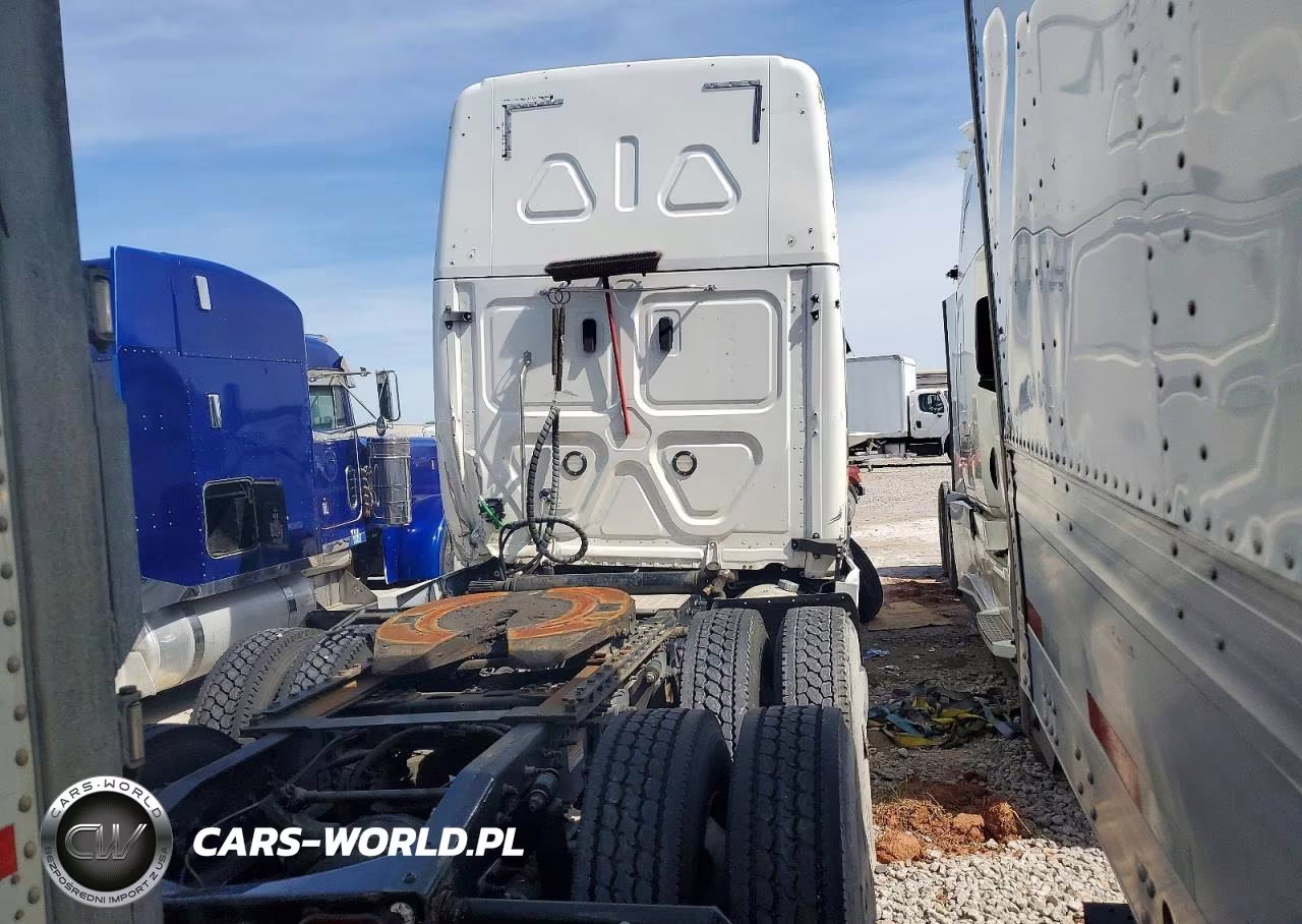 2020 Freightliner Cascadia 126 Semi Truck VIN:1FUJHHDRXLLLZ1013 - 4