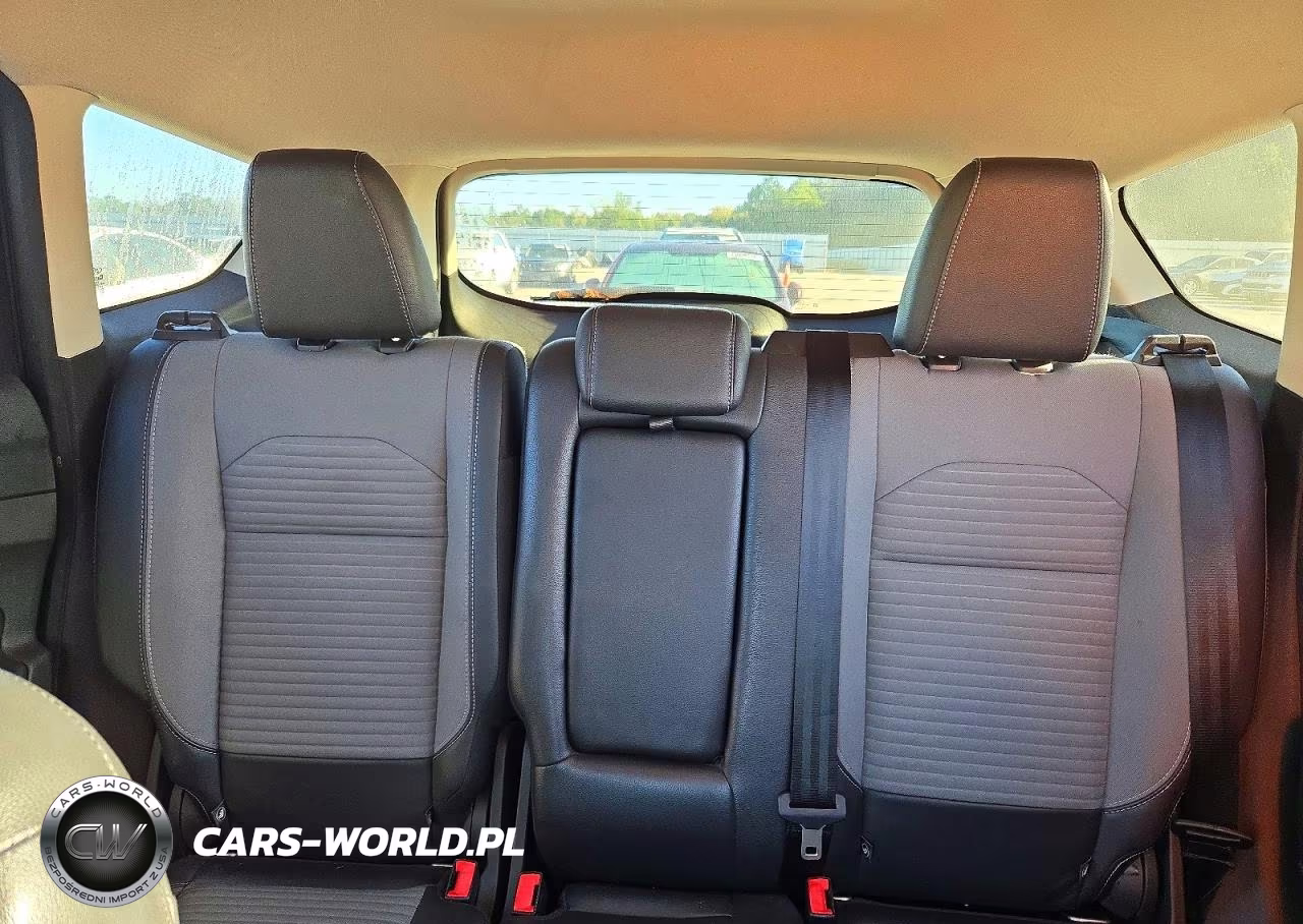 2019 Ford Escape Se VIN:1FMCU0GD2KUA64851 - 10