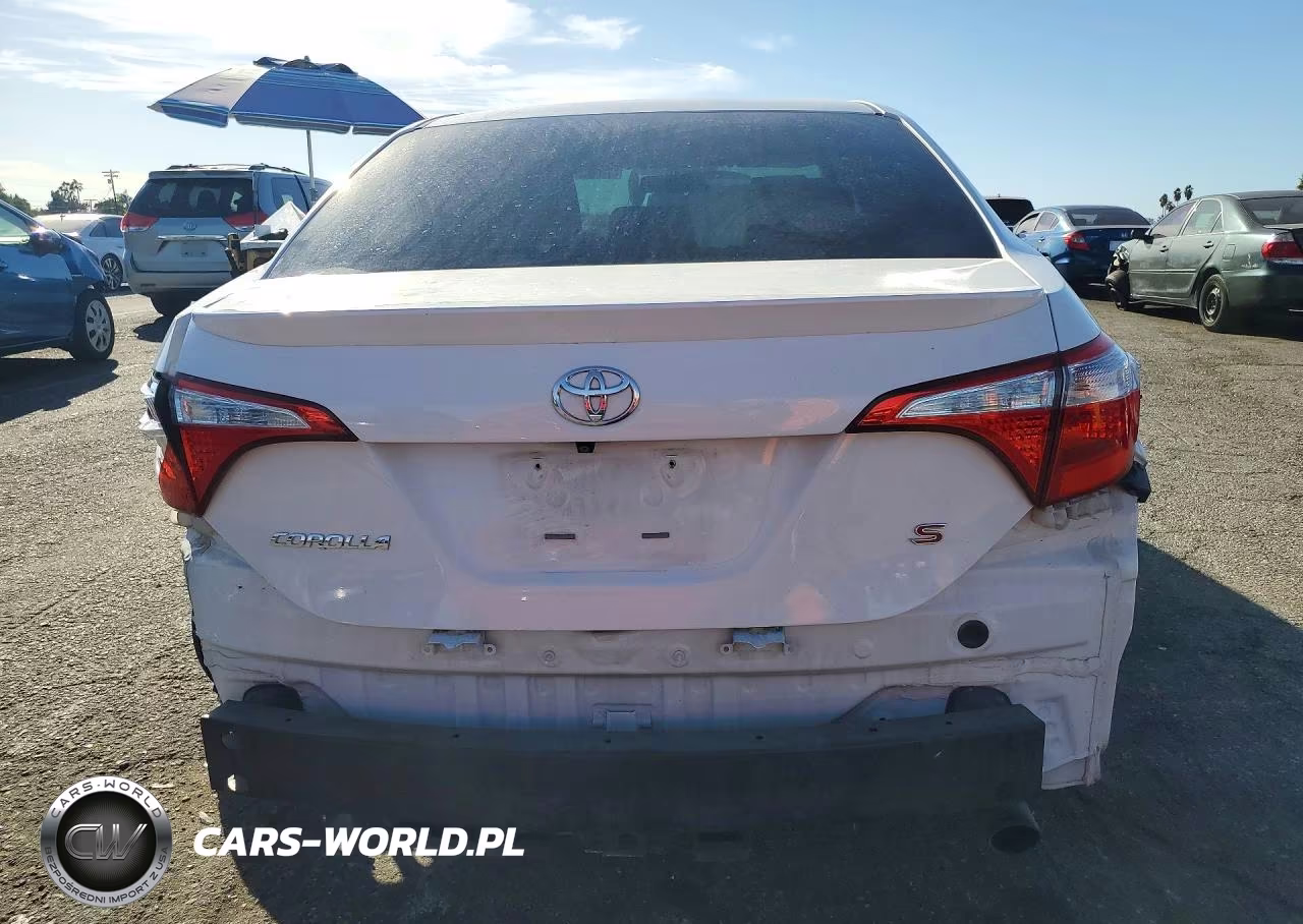 2015 Toyota Corolla S Plus VIN:5YFBURHE3FP312653 - 6