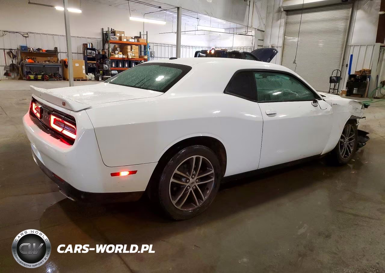 2019 Dodge Challenger Sxt VIN:2C3CDZGG6KH752636 - 3