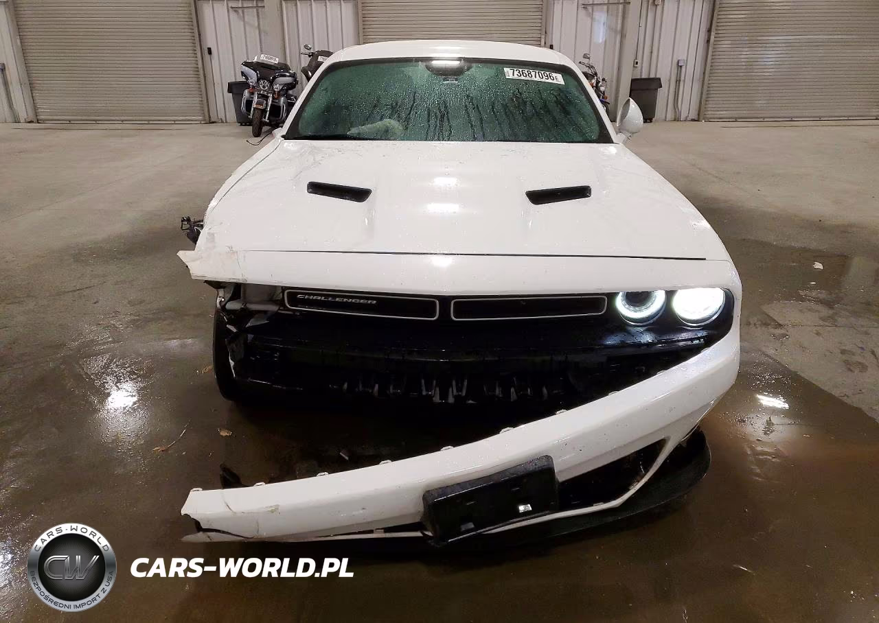 2019 Dodge Challenger Sxt VIN:2C3CDZGG6KH752636 - 5
