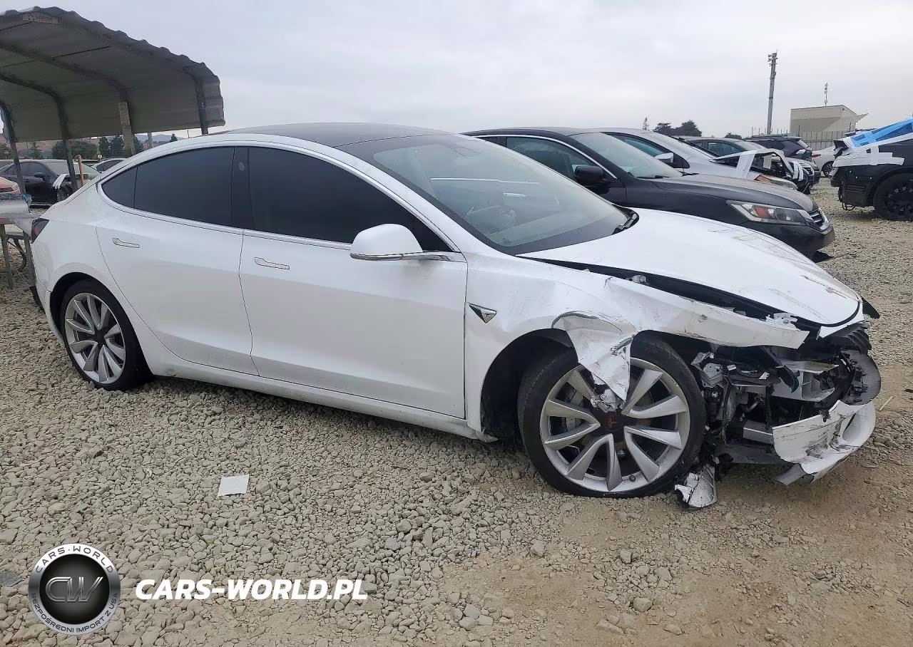 2019 Tesla Model 3 VIN:5YJ3E1EA8KF474238 - 4