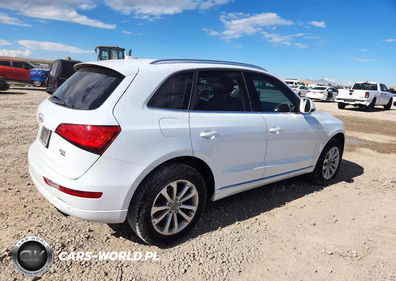 2014 Audi Q5 Premium Plus VIN:WA1LFAFP4EA044259 - 3
