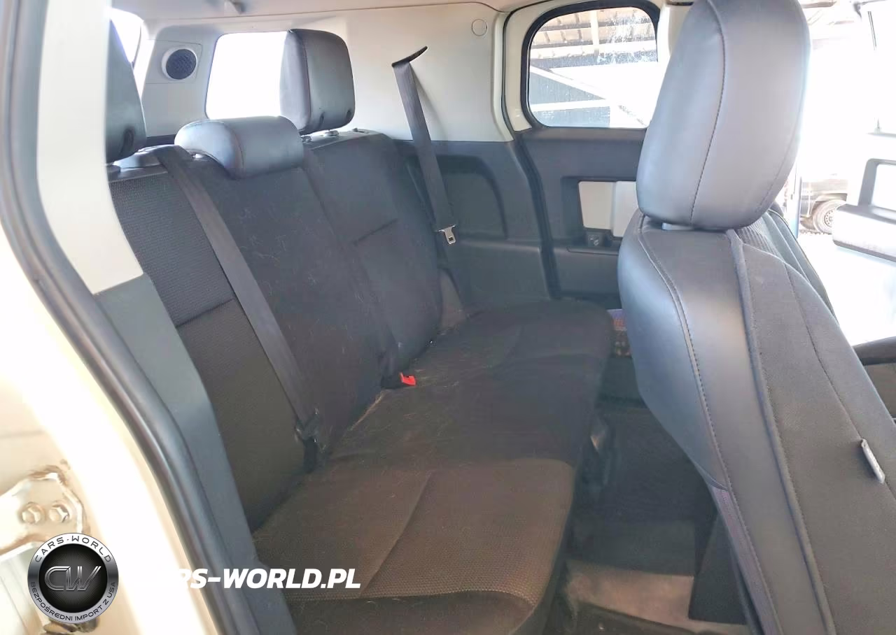 2014 Toyota Fj Cruiser Base VIN:JTEBU4BF0EK181095 - 10