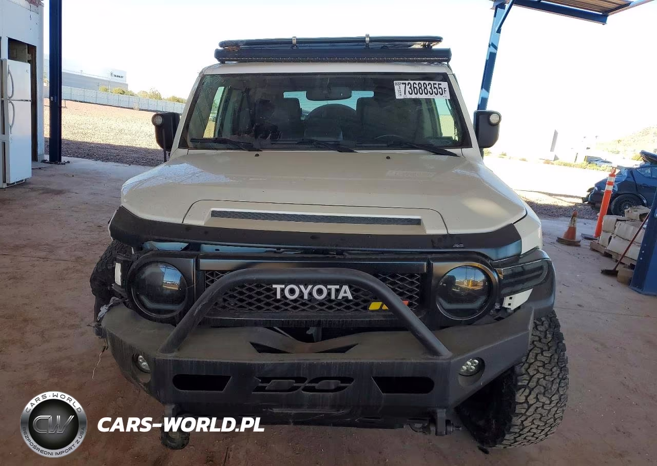 2014 Toyota Fj Cruiser Base VIN:JTEBU4BF0EK181095 - 5
