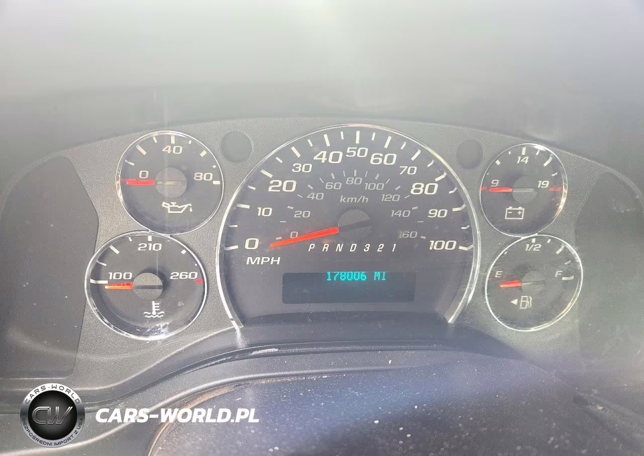 2009 Chevrolet Express G2500 VIN:1GCGG25C291123735 - 9