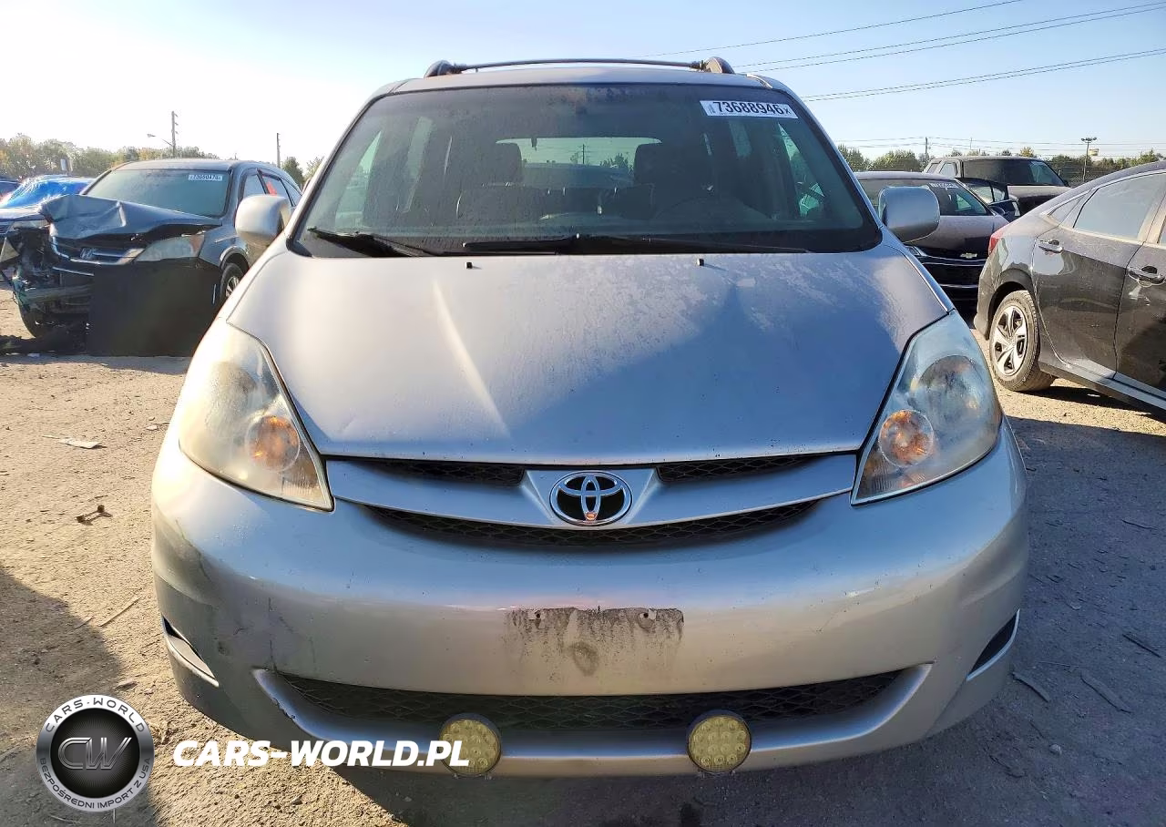 2008 Toyota Sienna Xle VIN:5TDBK22C08S014110 - 5