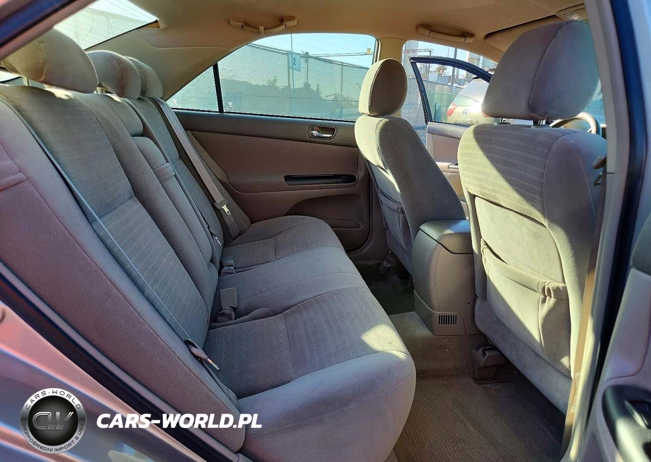 2005 Toyota Camry Le VIN:4T1BE32K05U416720 - 10