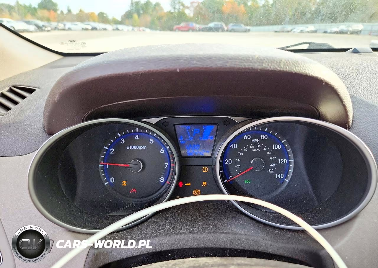 2012 Hyundai Tucson Limited VIN:KM8JUCAC7CU381485 - 9