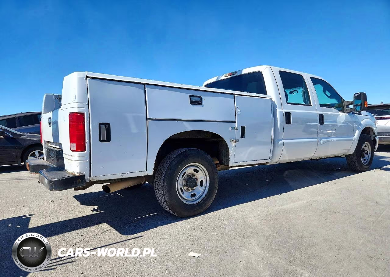 2013 Ford F250 Super Duty VIN:1FT7W2A67DEA59986 - 3