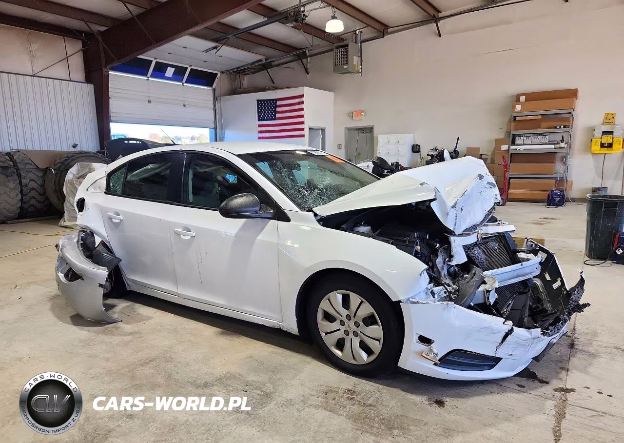 2013 Chevrolet Cruze Ls VIN:1G1PA5SG5D7212790 - 4