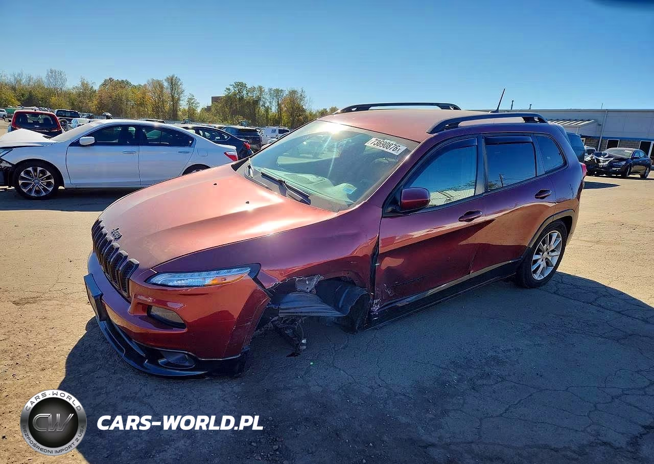 2018 Jeep Cherokee Latitude VIN:1C4PJMCB1JD603873 - 1