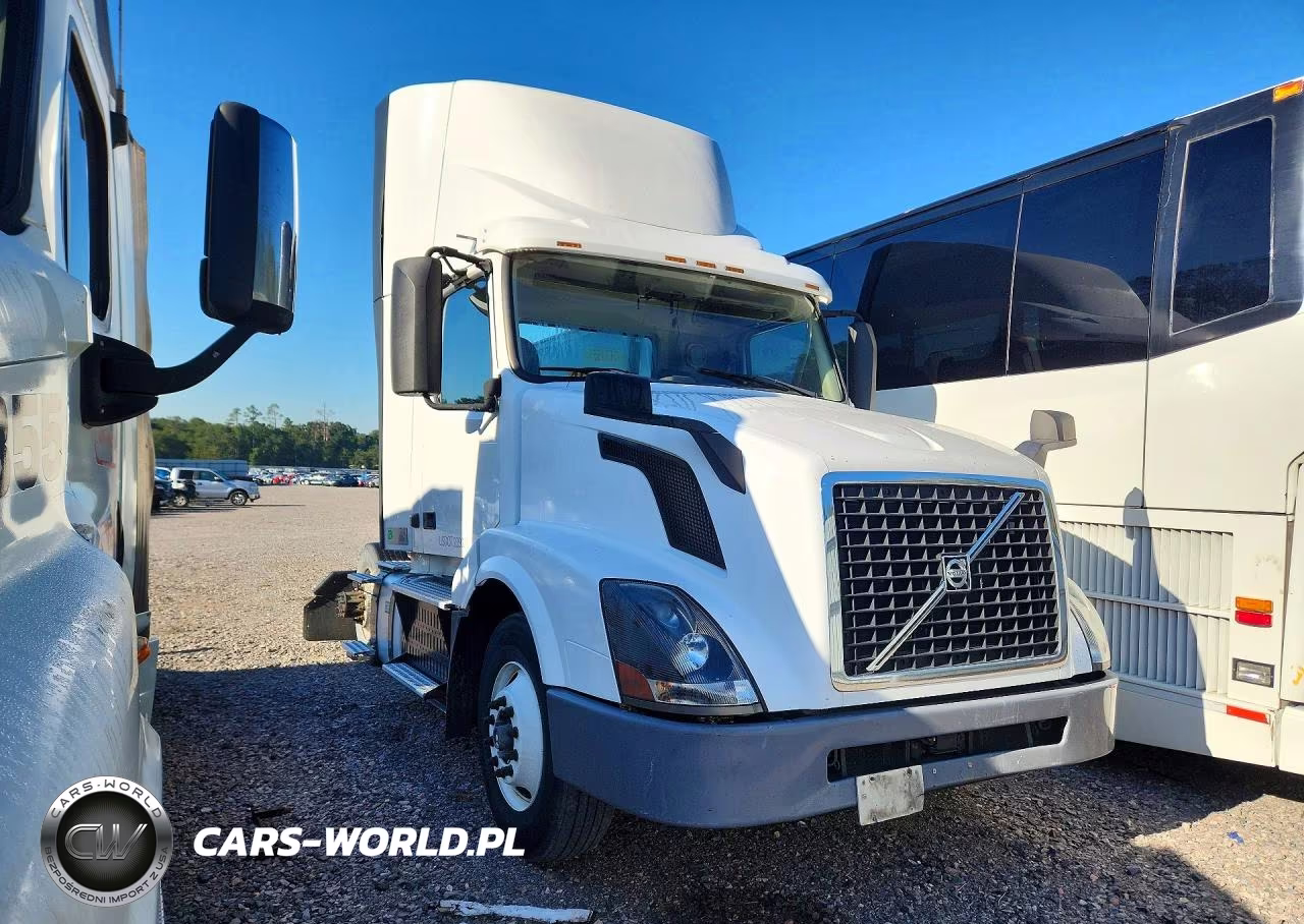 2017 Volvo Vn Vnl - Semi Truck VIN:4V4N39TG2HN988072 - 4