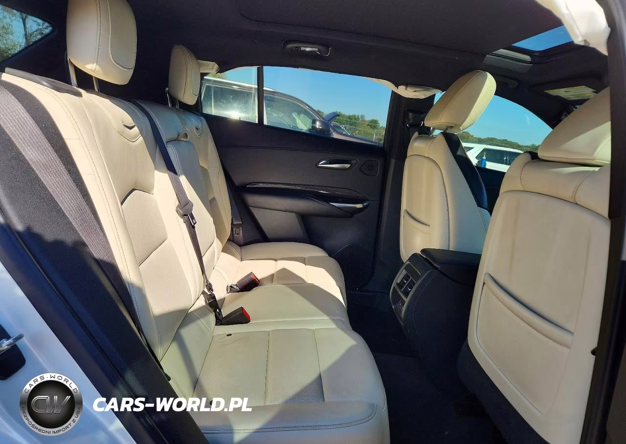 2019 Cadillac Xt4 Sport VIN:1GYFZFR48KF211644 - 11