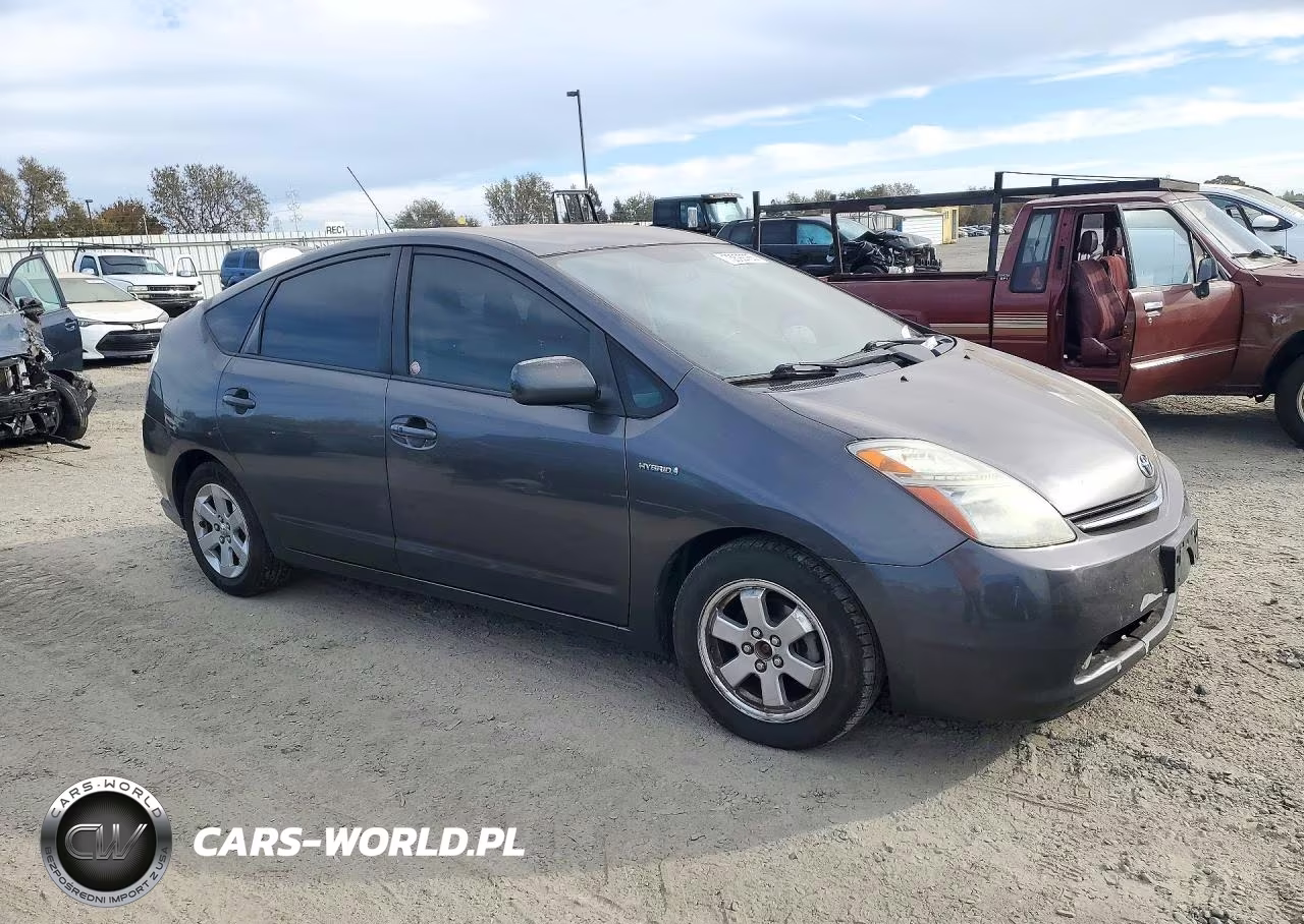 2008 Toyota Prius Base VIN:JTDKB20U683317759 - 4