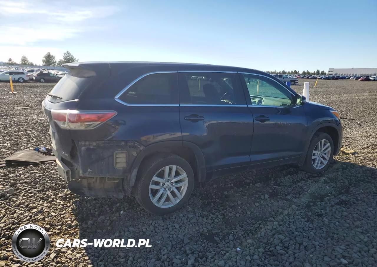 2014 Toyota Highlander Le VIN:5TDBKRFH4ES005985 - 3